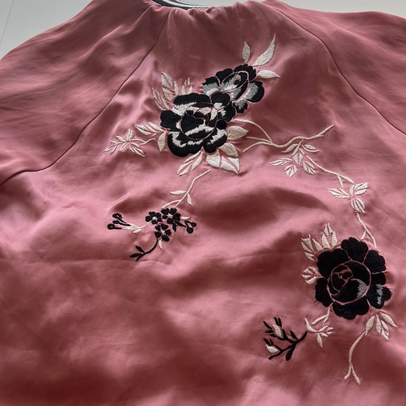 Billabong track jacket, size medium. - Picture 2 of 7